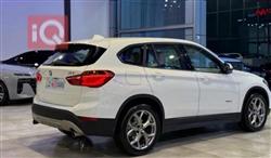 بی ئێم دەبڵیو X1